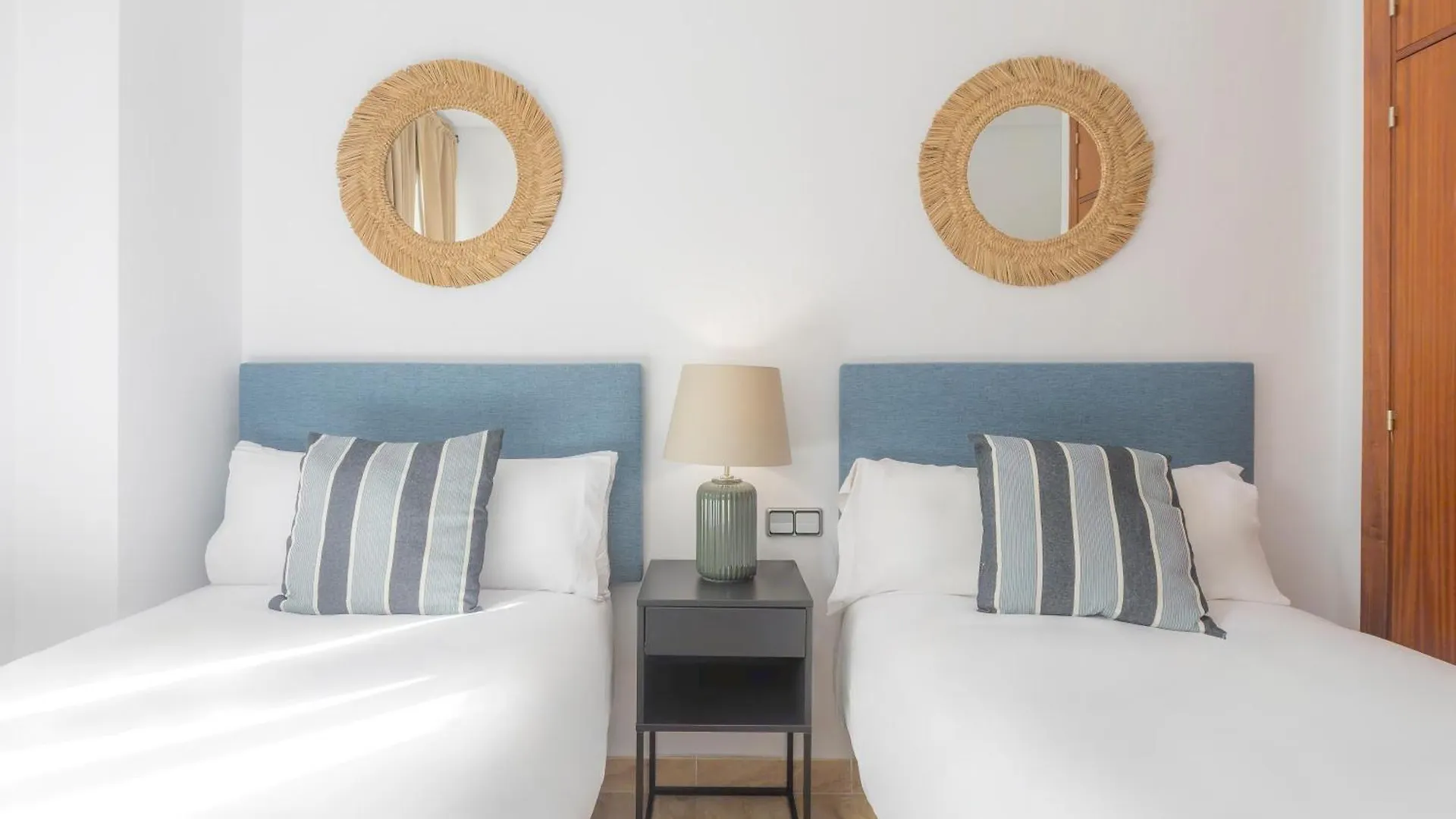 Apartment Apartamentos Moon Dreams Puerto El Puerto de Santa Maria